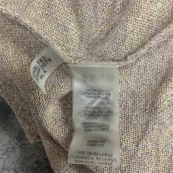 Calvin Klein Gold Metallic Top Size XL - Picture 7 of 7